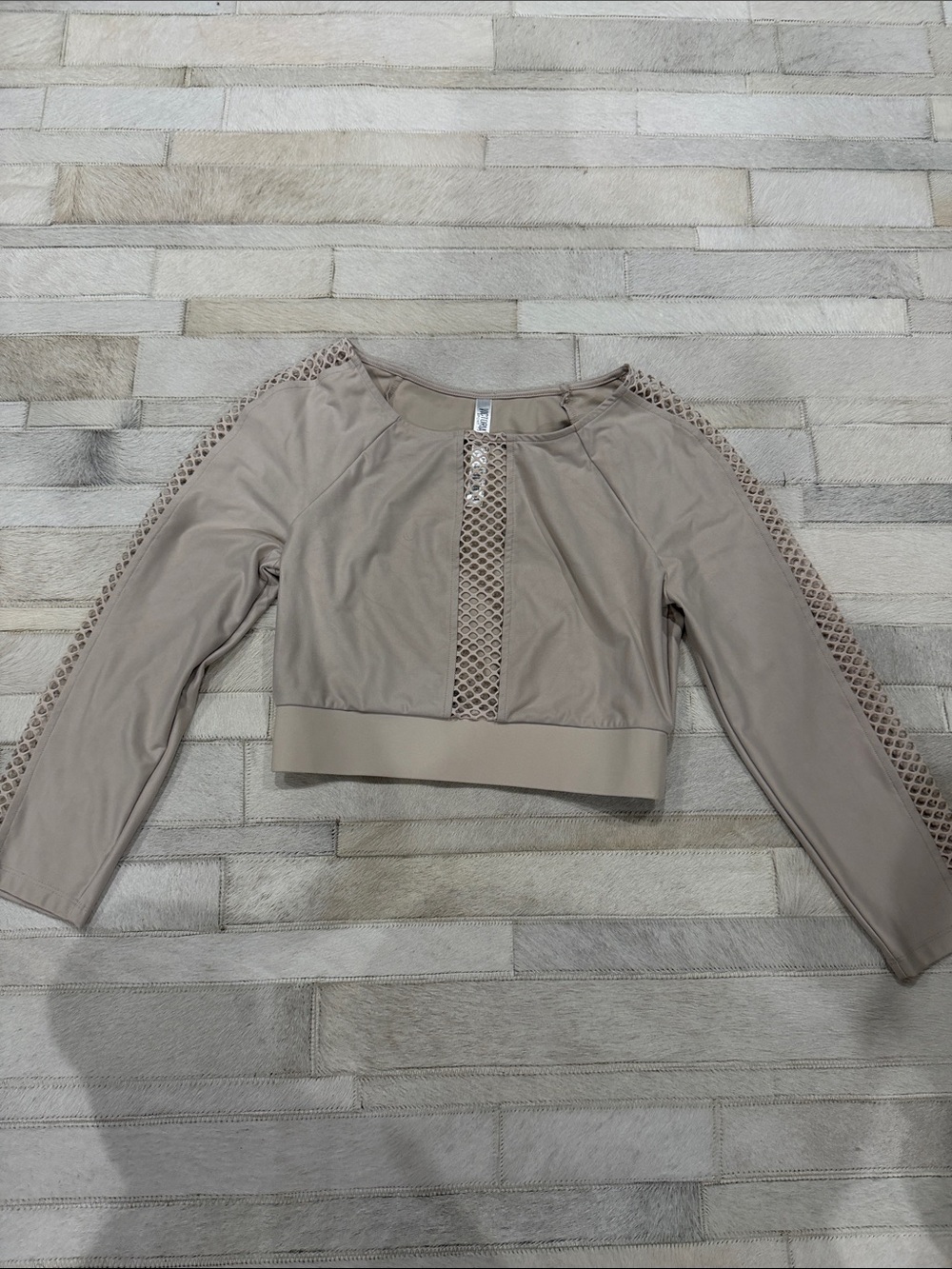 Victorias Secret Women's Taupe Cropped Long Sleeve active Top with Lattice Trim
